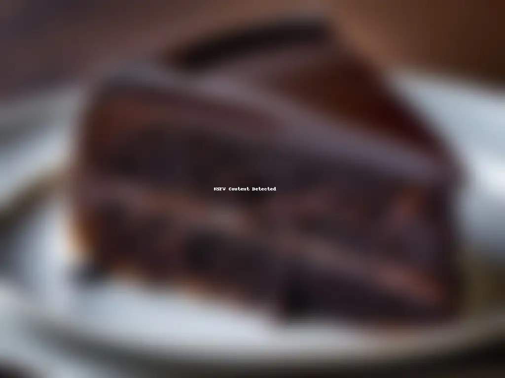 Delicioso pastel de chocolate con ganache brillante Imperial Stout y Postres Gourmet - Un delicioso pastel de chocolate con ganache brillante y decorado con un rizo de chocolate